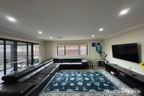 Property photo of 4 Bartle Avenue Minto NSW 2566