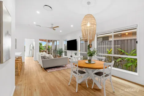 Property photo of 56 Lamington Crescent Banya QLD 4551