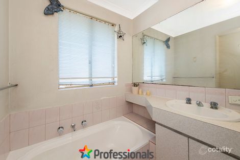 Property photo of 42 Cambridge Drive Greenfields WA 6210