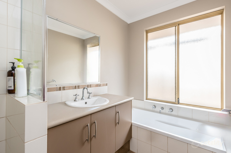 Property photo of 5B Antonia Way Webberton WA 6530