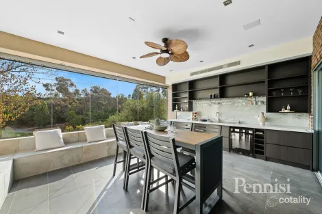 Property photo of 33 Clydebank Road Essendon West VIC 3040