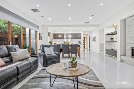 Property photo of 14 Aspire Boulevard Fraser Rise VIC 3336