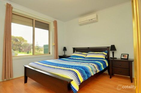 Property photo of 1 Cottage Lane Hackham SA 5163