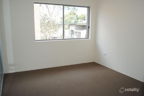 Property photo of 2/2-6 Howard Avenue Northmead NSW 2152