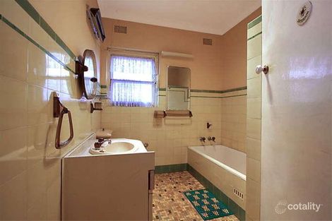 Property photo of 20 Burling Avenue Mount Ousley NSW 2519