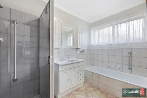 Property photo of 3 Cross Street Trafalgar VIC 3824