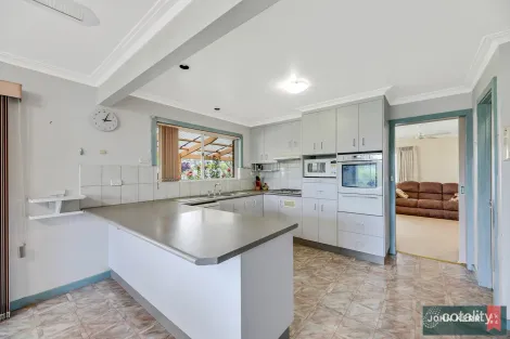 Property photo of 3 Cross Street Trafalgar VIC 3824