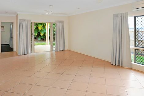 Property photo of 6 Wheatley Avenue Bentley Park QLD 4869