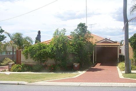 2/6 Ramsdale St, Scarborough, WA 6019