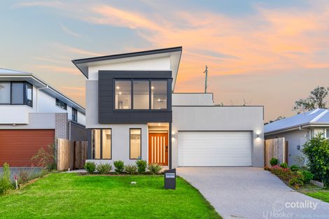 5 Crown Cl, Pallara, QLD 4110