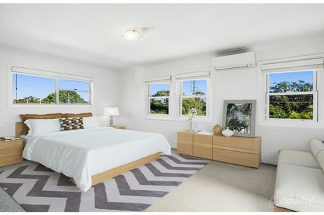 Property photo of 40 Lumeah Avenue Elanora Heights NSW 2101