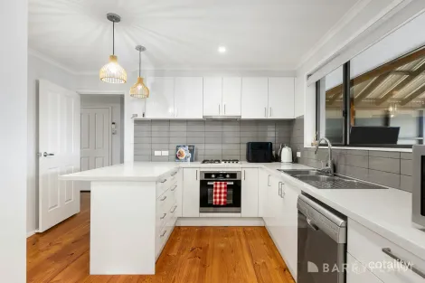 Property photo of 128 Lauriston Drive Coldstream VIC 3770