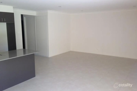 Property photo of 27 Kural Crescent Fletcher NSW 2287