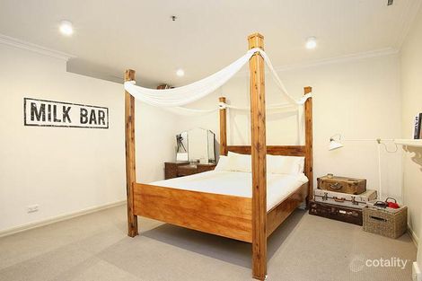 Property photo of 2/165 Bourke Street Melbourne VIC 3000