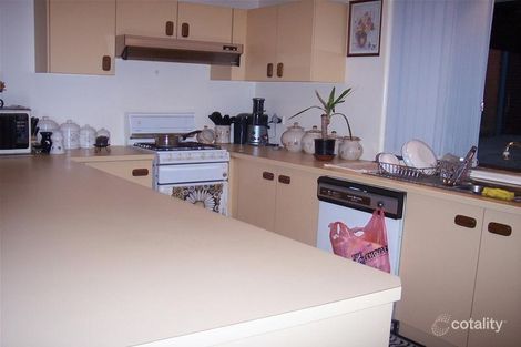 Property photo of 35 Fifth Avenue Chelsea Heights VIC 3196