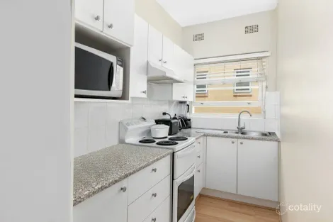 Property photo of 9/18 Moore Road Freshwater NSW 2096