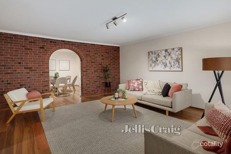 Property photo of 11 Niland Rise Templestowe VIC 3106