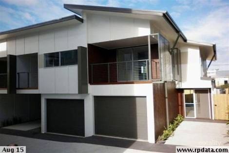 Property photo of 2/165 Gladstone Road Highgate Hill QLD 4101
