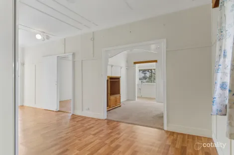 Property photo of 38 Alice Street Walkervale QLD 4670