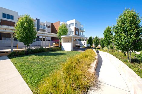 Property photo of 4/4 Thadoona Street Crace ACT 2911
