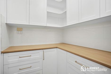 Property photo of 6 Lake Place Conder ACT 2906