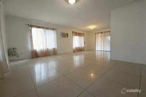 5 Way Ct, Silkstone, QLD 4304