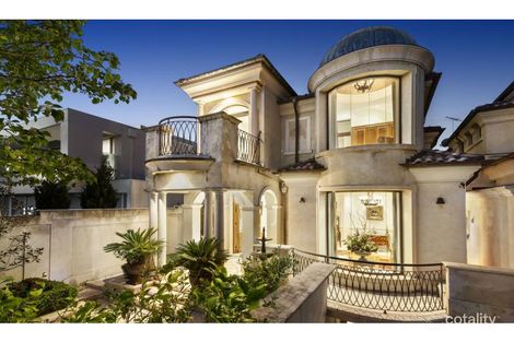 63 Well St, Brighton, VIC 3186