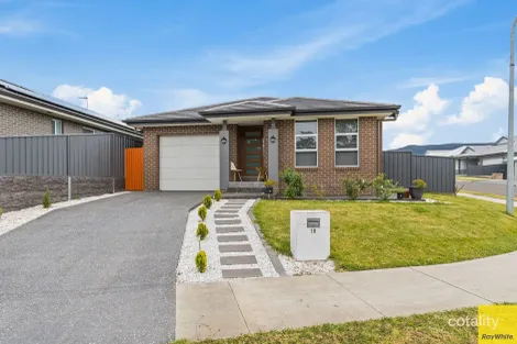 Property photo of 18 Malbon Street Stream Hill NSW 2526