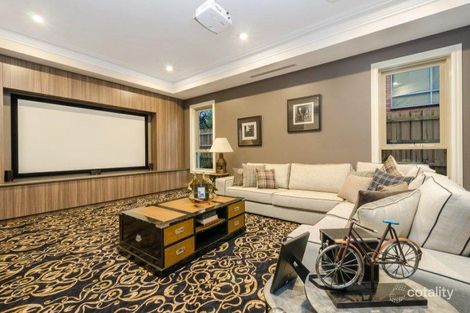 Property photo of 10 Faraday Court Glen Waverley VIC 3150