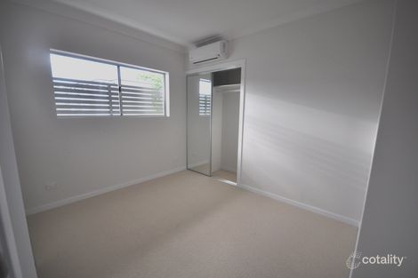 Property photo of 2/63 Sisley Street St Lucia QLD 4067