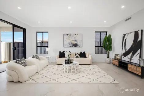 Property photo of 74 Contour Road Austral NSW 2179