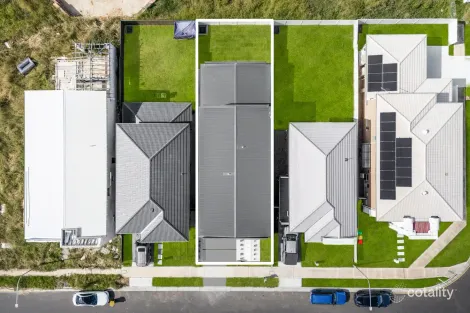 Property photo of 74 Contour Road Austral NSW 2179