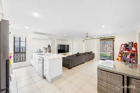 Property photo of 19 Koolivoo Parade Boyne Island QLD 4680