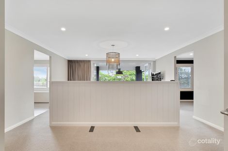Property photo of 11 King Arthur Terrace Tennyson QLD 4105