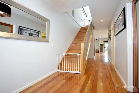 Property photo of 7 Huntingfield Street Craigieburn VIC 3064