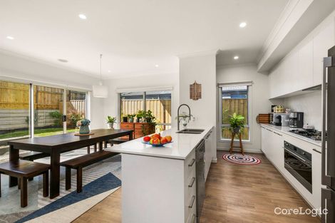 Property photo of 36 Paddock Circuit Sunbury VIC 3429