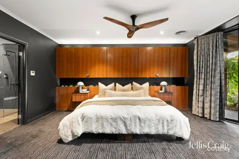 Property photo of 22 Brenda Road Research VIC 3095