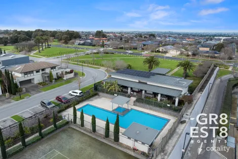 Property photo of 75 Meridian Circuit Berwick VIC 3806