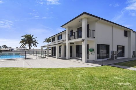 Property photo of 13 Parkwater Point Helensvale QLD 4212
