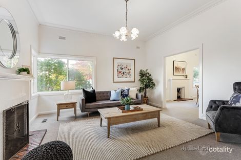 Property photo of 11 Outlook Drive Camberwell VIC 3124