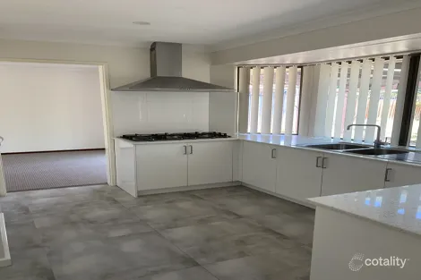 Property photo of 18 Horslay Way Noranda WA 6062