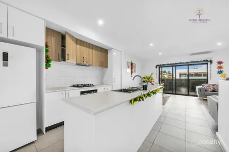 Property photo of 17 Wool Street Tarneit VIC 3029