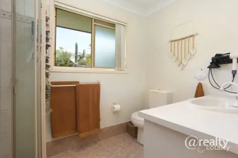 Property photo of 36 Longmorn Crescent Merrimac QLD 4226
