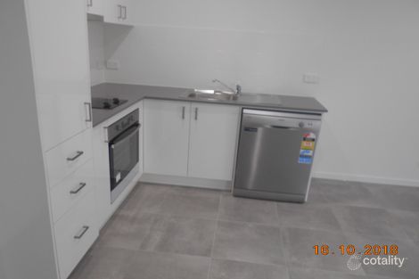 Property photo of 2/28 Annabelle Way Gleneagle QLD 4285