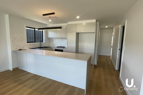 Property photo of 70A Araluen Terrace Tullimbar NSW 2527