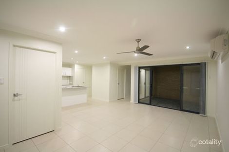 Property photo of 1/43 Diane Parade Kallangur QLD 4503