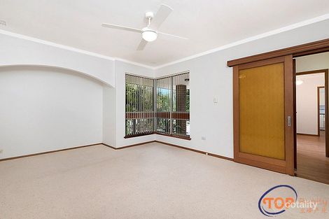 Property photo of 20 The Escarpment Willetton WA 6155