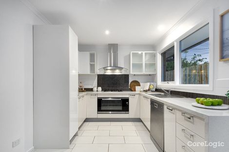 Property photo of 23 Ti-Tree Crescent Seaford VIC 3198