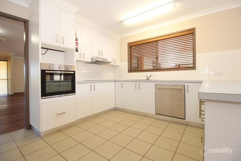 Property photo of 34 Cowan Crescent Emerald QLD 4720