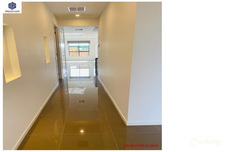 Property photo of 12 Station Parade Donnybrook VIC 3064